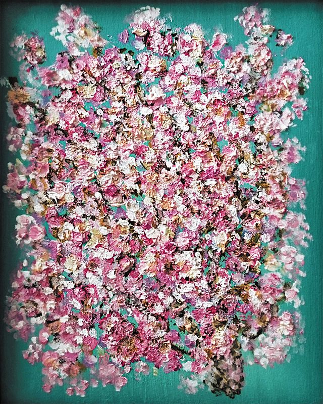 Schilderij van een dichte tros roze kersenbloesem op een zeegroene achtergrond
